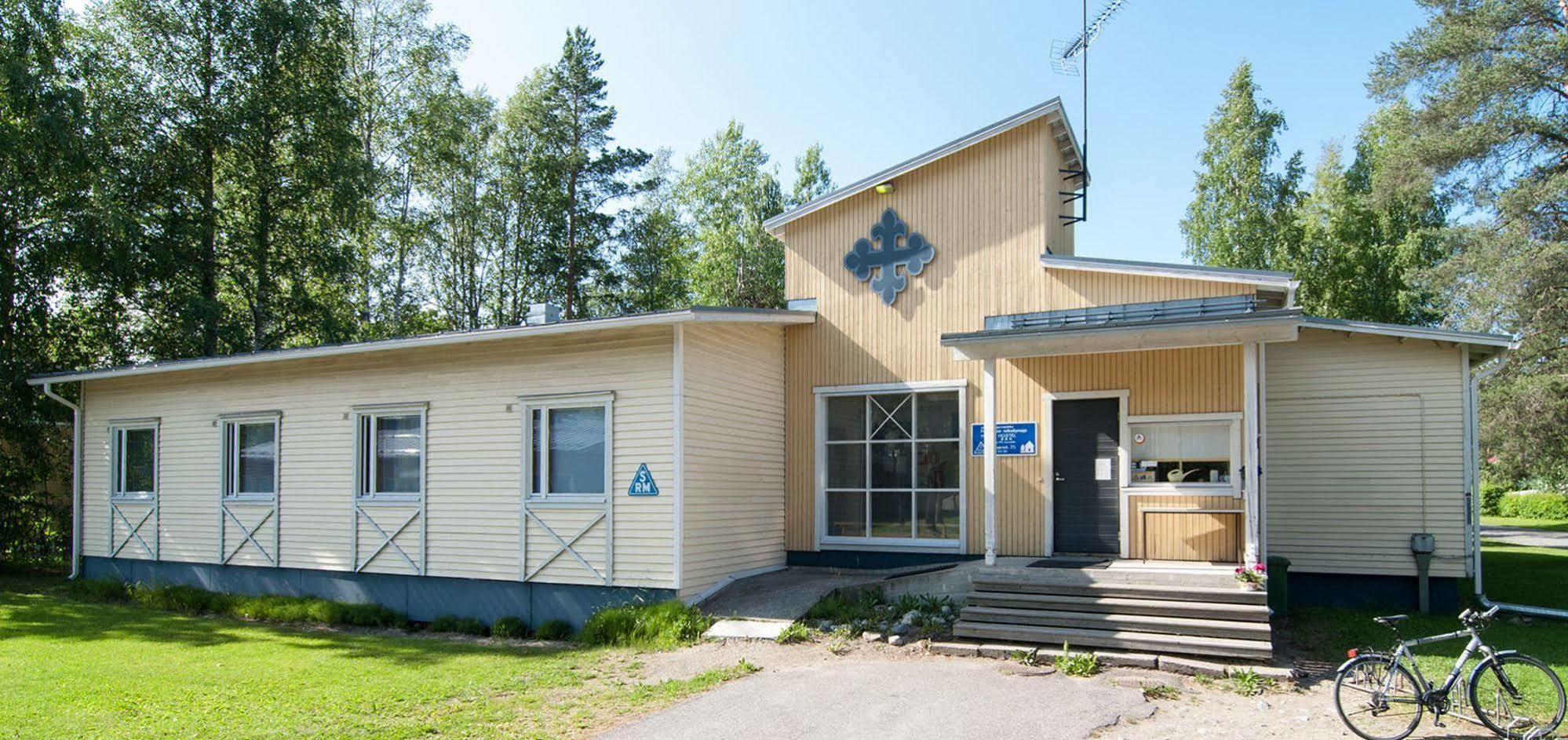 Partiotalon Retkeilymaja - Scouts Hostel 요엔수 외부 사진